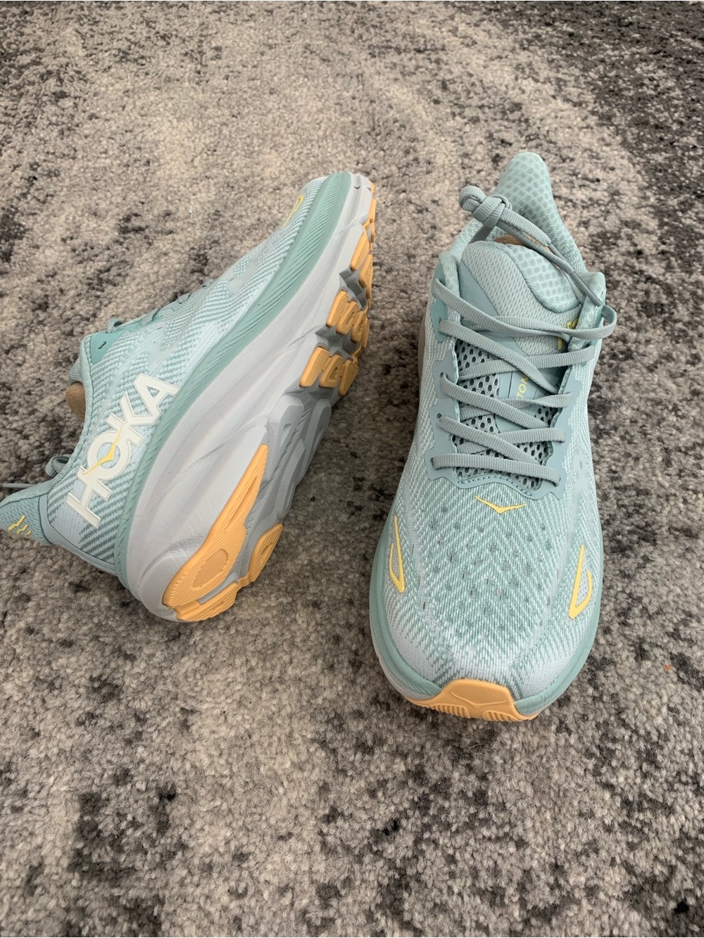 Hoka One Clifton 9 Blue & Yellow Running Shoes for Men Sizes 8 / 9 / 10